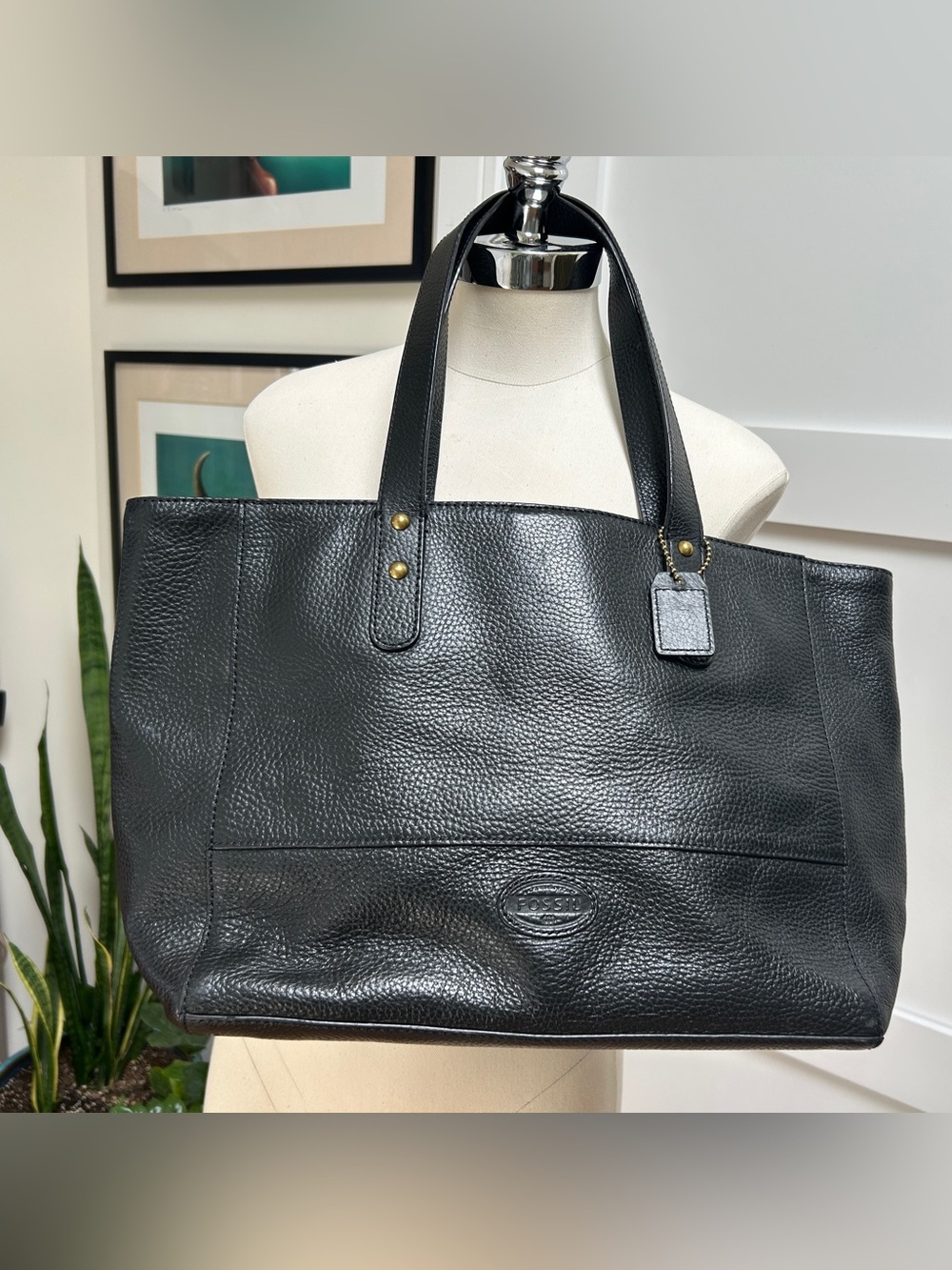 Fossil 💯 leather tote